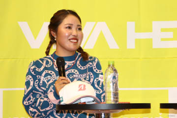 古江彩佳が地元・神戸から“出張”イベント 契約アパレルを都内でアピール