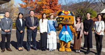 インフルエンサーの付玉蒙、小花醤鴨が山梨県の甲州・笛吹・甲府を観光、秩序あるインバウンド観光を目指して中国語圏にアピール