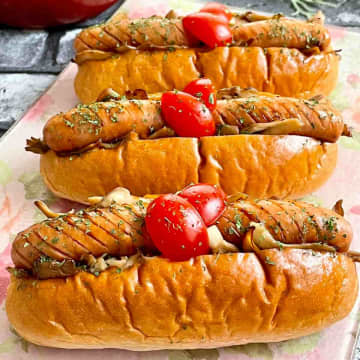 「まいたけ」と「ウインナー」！？意外なのにリピ確定のおいしさのホットドッグ