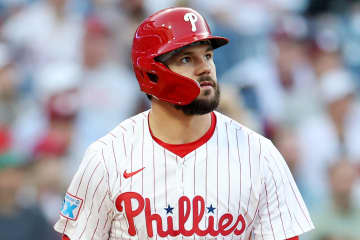 「契約金釣り上げ狙いのリーク情報か」本塁打王シュワーバー争奪戦が激化！ １億ドル規模の破格オファー報道に地元記者は否定的「こんなこと言いたくはないが...」