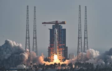 中国、インターネット用衛星１４組目打ち上げ