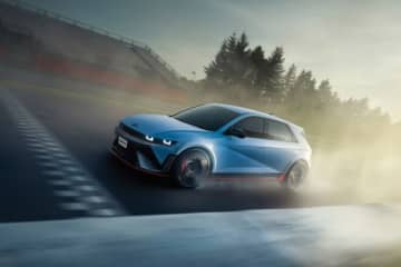 ヒョンデ、高性能EV『アイオニック5 N』を一部改良。8速“擬似”DCTなど多数の進化