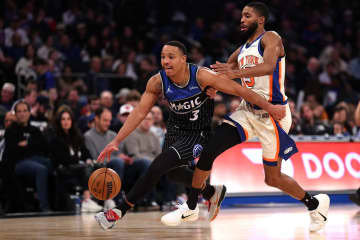 ニックス対マジック戦で“スポーツマンシップに反するプレー”ボールを全力で相手に投げつけアリーナ騒然＜DUNKSHOOT＞