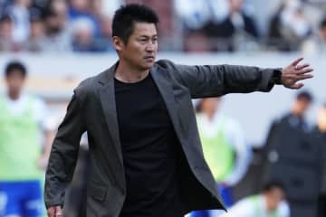 J1連覇の名将が指揮官就任「まじか！」　古豪復活へ…ファン歓喜「とんでもない補強」