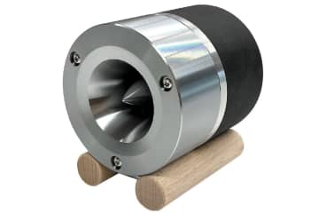 フォステクス、ホーンスーパートゥィーター「T925A-ST」。新開発リング形状チタン振動板を搭載