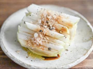 「大根を生で食べてみて！」煮物だけじゃない！メイン食材“大根だけ”の3分レシピ