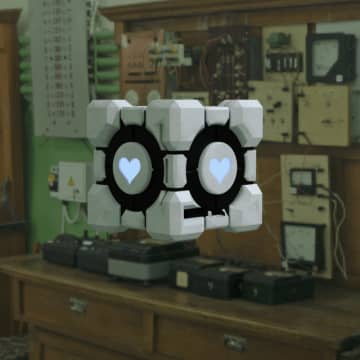 Steam Machineを『Portal』の“コンパニオンキューブ”に改造！？デバイス発売前に非公式3Dプリント用ケースが作られる