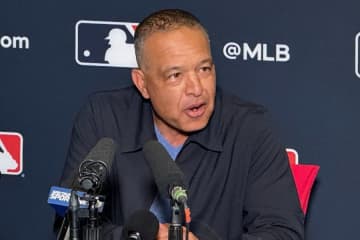 佐々木朗希WBC参戦との報道も…ロバーツ監督「まだ明確なことは」　山本由伸も“不透明”