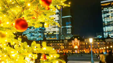 【東京駅・丸の内イルミネーション巡り】ロマンチックな期間限定の輝きを楽しめるスポットを紹介