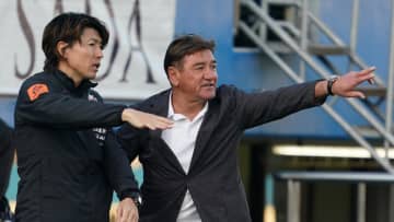 元ミシャ広島・浦和・札幌監督ミシャと名古屋で再会？通訳・杉浦大輔の去就は？