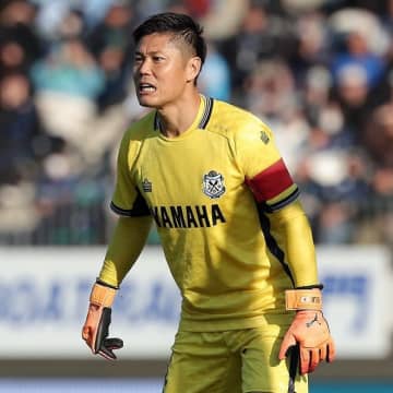 527文字に込めた想い。J１復帰は果たせず。ジュビロ42歳守護神の誇りと誓い「必ず、必ず強くなる」