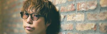 名曲『明日はきっといい日になる』高橋優が語る転機、大学3年時の｢未来家計簿｣と狸小路の｢坊主チャレンジ｣、デビュー15周年の心境の変化
