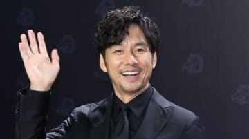 『甘党』の西島秀俊さん、ロンドンで日本代表選手の試合を生観戦！現地で堪能したスイーツとは