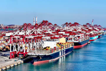 青島港の貨物取扱量が7億トンを突破、前年より15日早く達成―中国