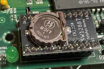 古いマザーボードなどのRTCモジュールと置き換え可能な「SW12887」