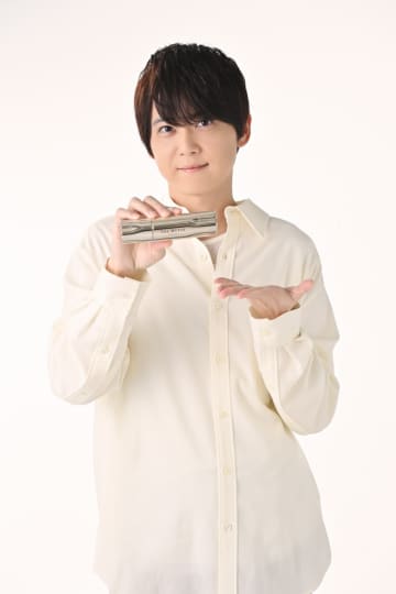 梶裕貴の耳福シチュボもらえる！人気美容液とのコラボで「世界に1枚だけチェキ」Wチャンスも