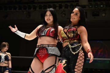 【スターダム】”女帝”舞華、約7カ月ぶりの帰還でワールド王者・上谷沙弥を粉砕！ジーナと共に「H.A.T.E.一強時代の終焉」を高らかに宣言