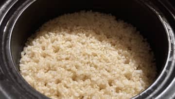玄米に圧力鍋は使わない。お米ライターが実践するおいしい炊き方と苦手な人でも食べやすいおすすめ品種