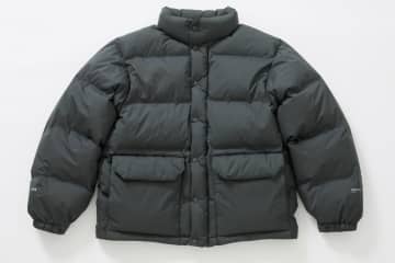 ハイクのビオトープ限定高機能ダウンジャケット、上品マットグレーで
