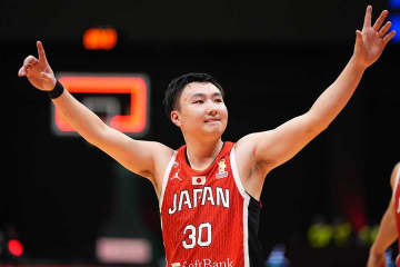 バスケ富永啓生と「まさかの隣の席」　人気芸人が“奇跡”の遭遇報告「いつか会ってみたいと…」