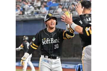 「ドラ1放出マジ？」　現役ドラフトで騒然、今季104試合＆10盗塁の27歳が移籍「まさかの…」