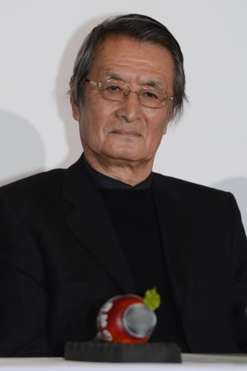 山崎努「楽しくやります」89歳誕生日報告にファン歓喜…俳優復帰待望される「闘病生活中」もSNSなど広げる活躍の場