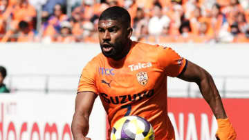 今季J1、「ドリブル最多」は清水エスパルス！2位は柏レイソル…最下位の名古屋グランパスとは1試合平均5回以上の大差