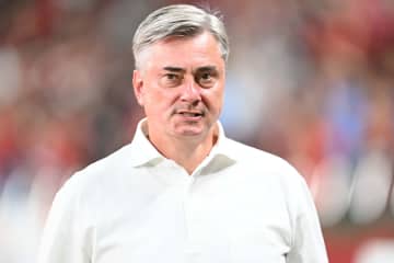 浦和がスコルジャ監督続投を正式発表　リーグ7位から巻き返し決意「チームに向き合っていきたい」