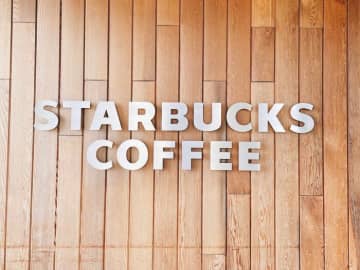 【スタバ】想像以上においしい！コーヒーでも紅茶でもない!?新たな選択肢が登場＆おすすめカスタムも