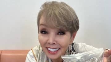 研ナオコ 浜田雅功＆小川菜摘夫妻からの“豪華”贈り物を披露！大好物に興奮「ケーキに見えました！」と驚きの声も