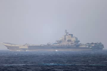 中国軍機レーダー照射の狙いは「機密入手」と「前例作り」か