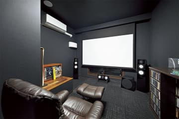 劇場最前列のような迫力！ 音漏れの心配から解放された防音室