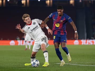 「希望は４分で打ち砕かれた」「一時的に混乱に陥った」バルサ相手に奮闘も逆転負け。CL５戦勝ちなしのフランクフルトに独メディアは嘆き「２失点は完全に避けられた」