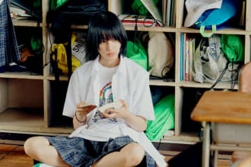 一緒に金儲けしない？学校の屋上で“禁断の課外活動” 南沙良＆出口夏希W主演『万事快調〈オール・グリーンズ〉』最新予告