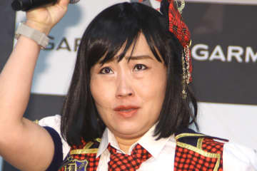 モノマネ芸人、“ご本人”と感激の笑顔　キンタロー。＆前田敦子に「似てるね」「顔の大きさが全然違うw」