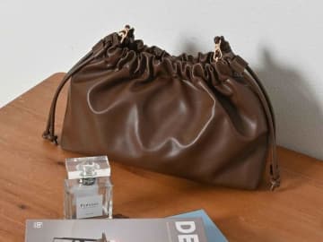 『毎日バッグ』は【ハニーズ】でゲット！ 気軽に使える「合皮バッグ」