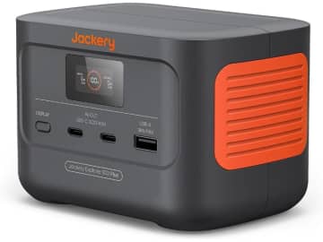 AmazonでJackeryのポータブル電源＆ソーラーパネルが安い！　99.2Whで重さ約0.97kgのポータブルモデルが9540円など