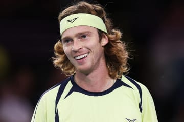 闘病する子どもたちを支援するルブレフが“アッシュ人道賞”を受賞！「とても大きな意味がある」と喜び＜SMASH＞