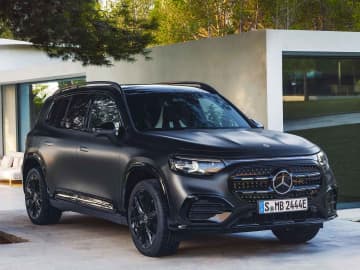 メルセデス・ベンツが、新型「GLB」を発表。まずはバッテリーEVの「EQテクノロジー」から販売開始