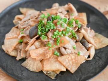 ポン酢しょうゆ味が決まる！豚肉と大根のポン酢炒め