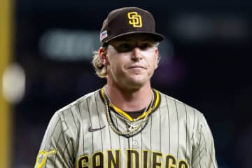 DeNAがパドレスFAの大型右腕と契約合意か　米記者報じる、2メートル超、昨季は奪三振率17.18