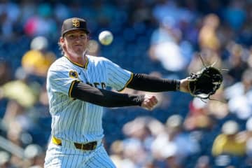 【ＤｅＮＡ】前パドレス１６０キロ大型右腕レイノルズと合意報道…ダルビッシュ、松井裕の元同僚