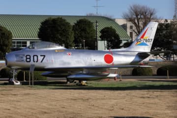 「入間基地」保存機の横でランニング？！ 彩の森クロスカントリー大会 3月15日開催