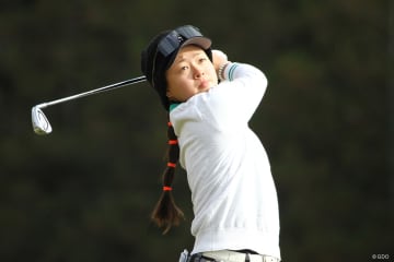 個性も磨く18歳の田村萌来美 ヘアゴムと靴下を「トレードマーク」に