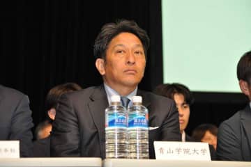 箱根の山に1年生の投入示唆…青学大・原監督「秘密兵器がいる」　優勝メンバー6/10卒業も3連覇へ自信