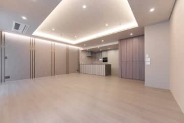 三番町パークテラス桜苑 10階｜「半蔵門」駅徒歩4分。三番町の気品を纏う、上質邸宅。多彩なコンシェルジュサービス。105㎡超、全居室床暖房敷設あり。収納豊富・ワイドスパンで陽当たり良好な2LDK