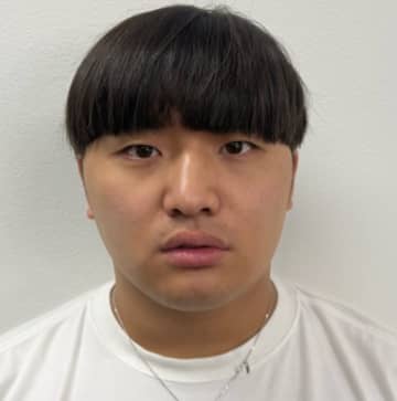 「桁バグってて二度見した」「450万即決とか伝説すぎる」と驚きの声。がーどまん、金欠でメルカリにギターを出品→450万円になったと報告