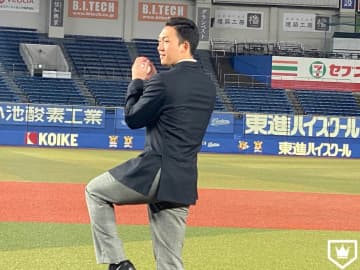 ロッテ、新入団選手がZOZOマリンを見学　ドラ1・石垣元気「早くこの球場で投げたい」、「好きなマウンド」