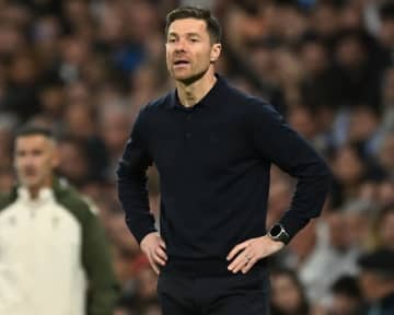 「もちろん。最高の監督だ」元スペイン代表MFがマドリー指揮官を擁護。注目のシティ戦は？「５－０で勝つ」