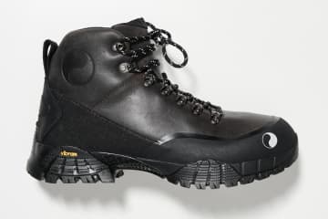 アワー レガシー×ロア、経年変化が楽しめるレザーブーツ＆ジャケット